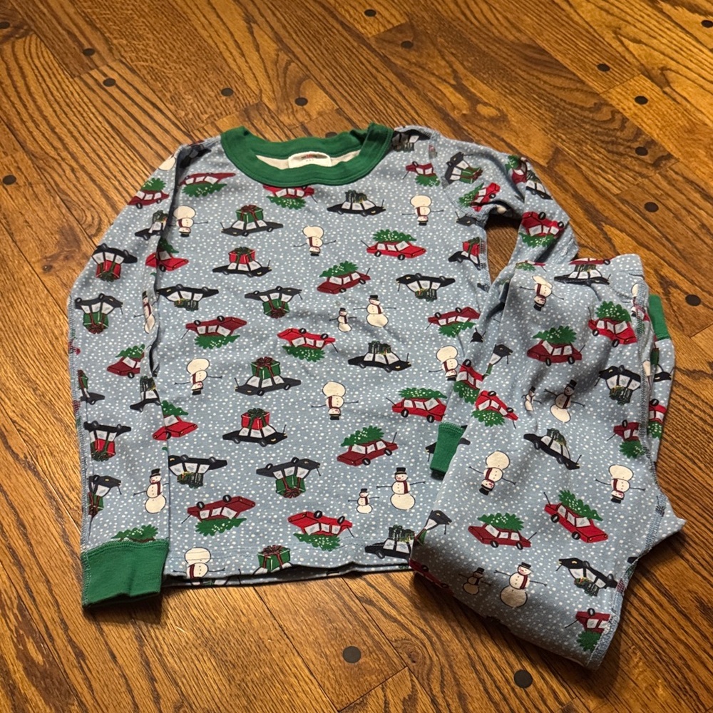 Hanna Andersson Kids Pajamas with Green Trim size 120(6-7)